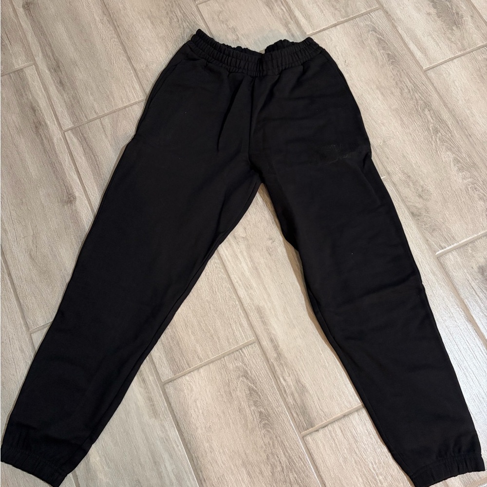 Gymshark Women’s Oversized Black Joggers Size Small Campus Classics NEW